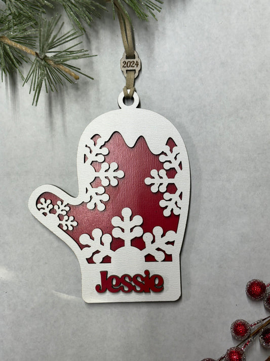 Personalized Mitten Christmas Ornament / FREE SHIPPING